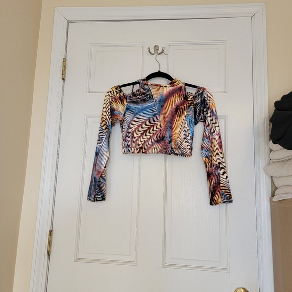 Velvet crop top and skirt set - Picture 4 of 7